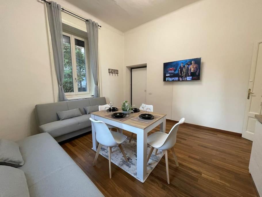 Bg Central President Suite Con Parcheggio - Vista Citta Alta แบร์กาโม ภายนอก รูปภาพ